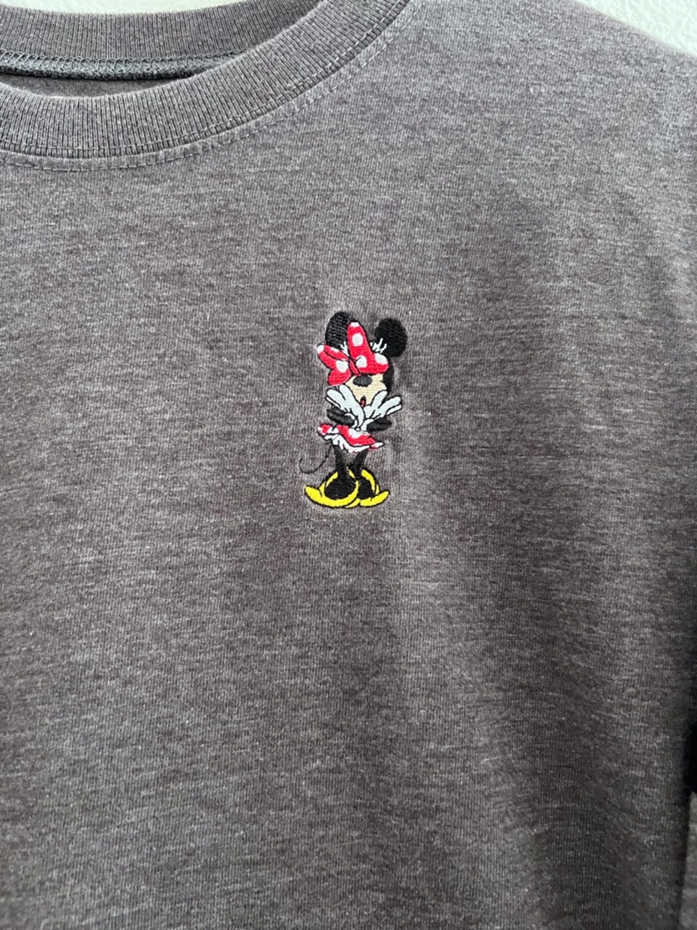 Disney Minnie Mouse Long Sleeve - Picture 2 of 4